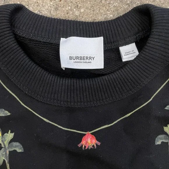 BURBERRY BLACK FLORAL-PRINTED SWEATSHIRT - Picture 2 of 4